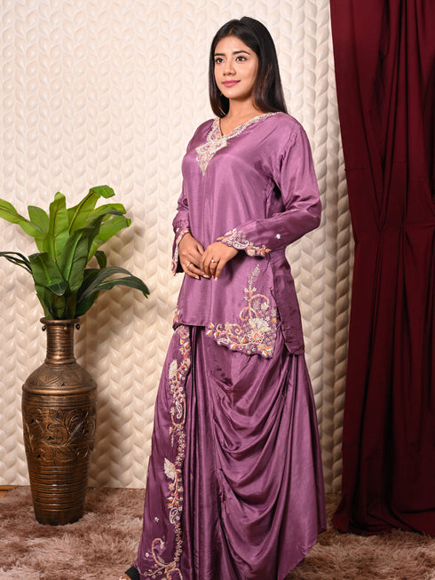Zardozi Embroidered Kurti Pant Set